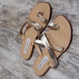 Steve Madden Becky flat toe ring sandals